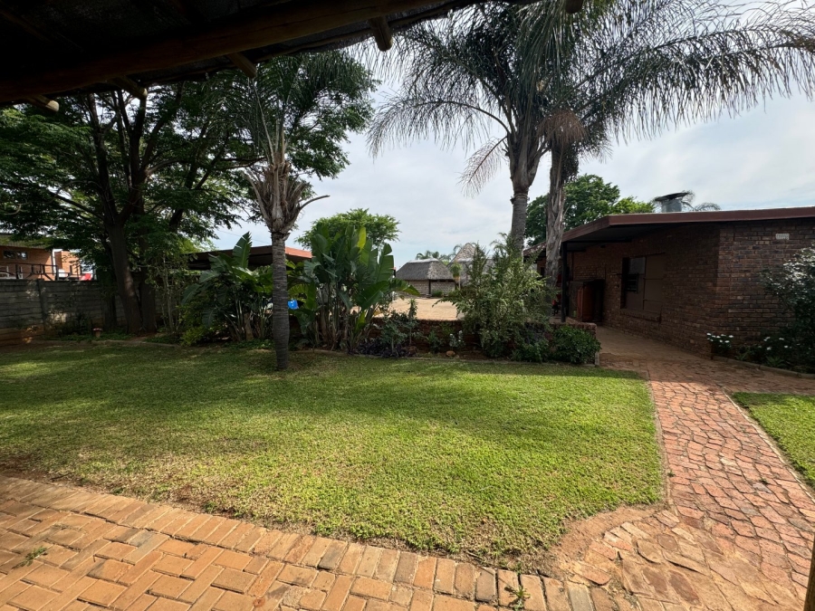 Commercial Property for Sale in Hartbeespoort Rural North West